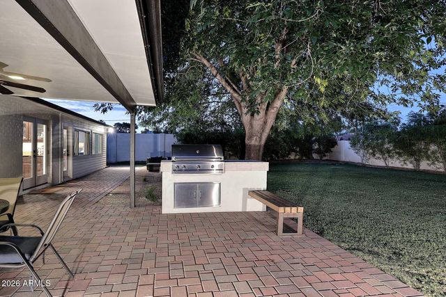 6815 N 2ND Street, Phoenix, AZ 85012
