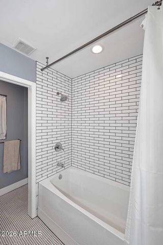 6815 N 2ND Street, Phoenix, AZ 85012