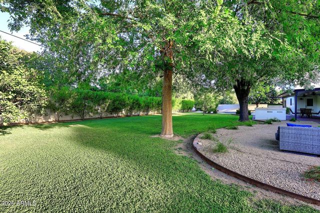 6815 N 2ND Street, Phoenix, AZ 85012