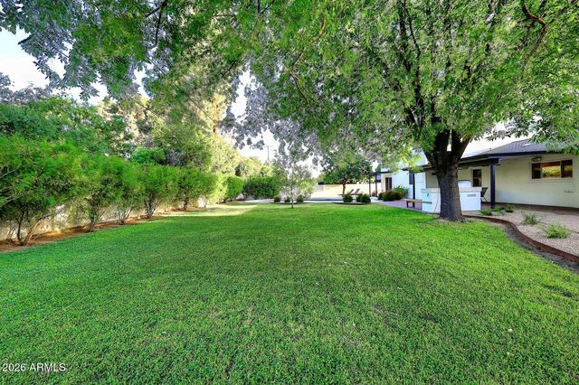 6815 N 2ND Street, Phoenix, AZ 85012