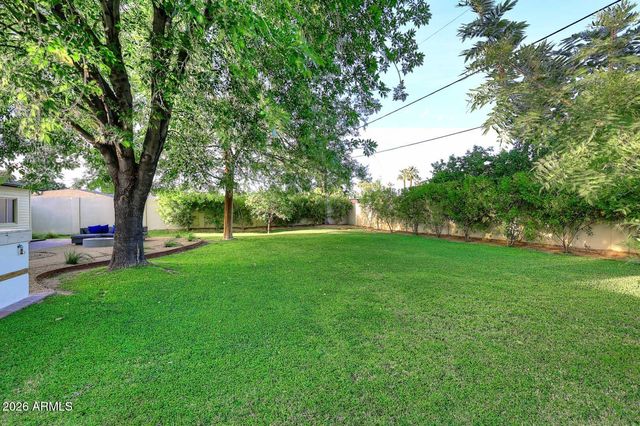 6815 N 2ND Street, Phoenix, AZ 85012