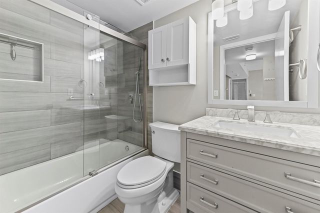 2711 Ocean Club Boulevard 207, Hollywood, FL 33019