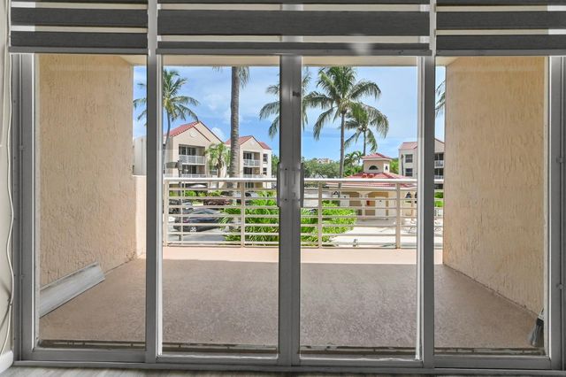 2711 Ocean Club Boulevard 207, Hollywood, FL 33019