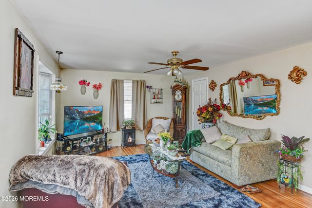 608 Princeton Avenue, Brick, NJ 08724