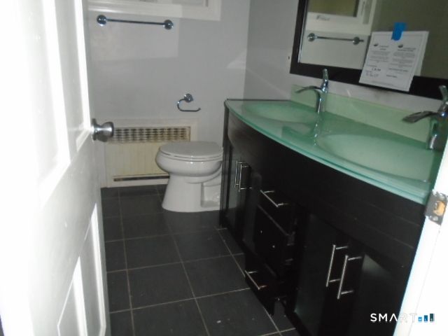 51 Two Mile Road, Farmington, CT 06032