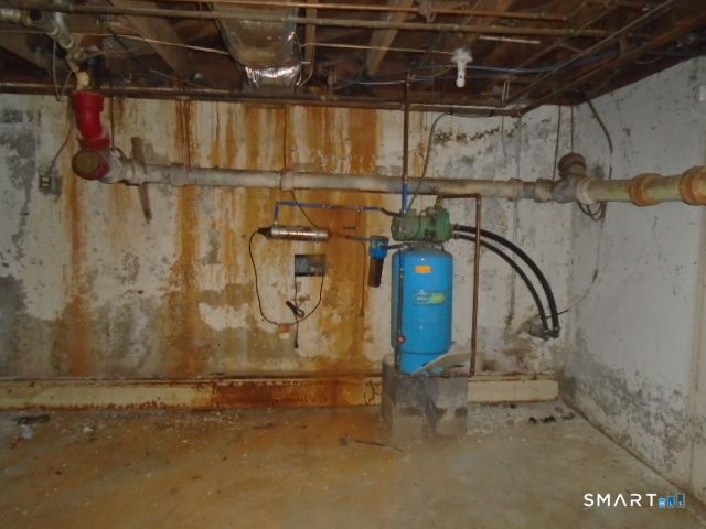 51 Two Mile Road, Farmington, CT 06032