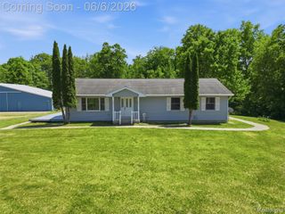 12121 Ladd Road, Norvell Township, MI 49230