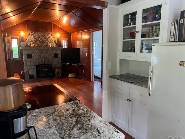 118 E Thompson Place, Smallwood, NY 12778
