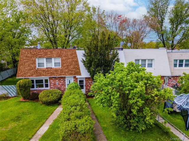 54 Whitman Court, Middletown, NY 10941
