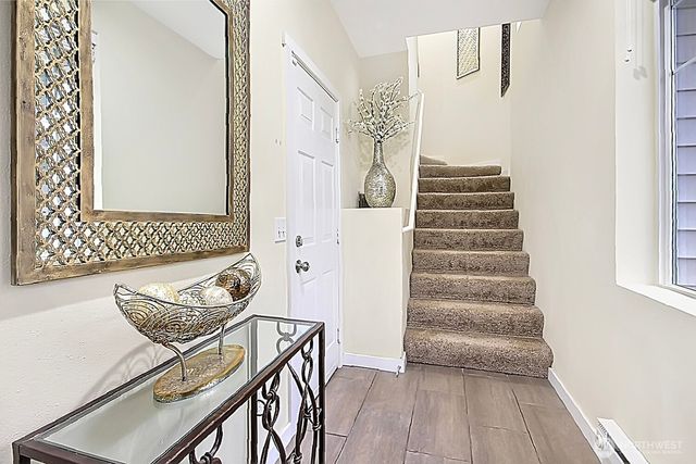 5921 S 234th Place, Kent, WA 98032