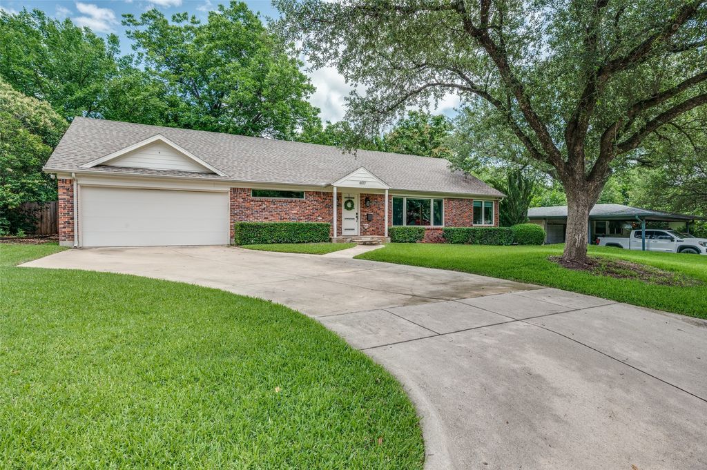 4017 Piedmont Road, Fort Worth, TX 76116