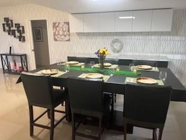 565 Oaks Lane 103, Pompano Beach, FL 33069