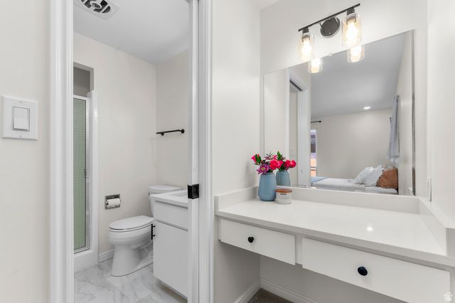 806 VISTA DR, South Ogden, UT 84403