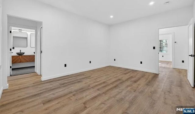 16 Valley View Drive, Rockaway Township, NJ 07866