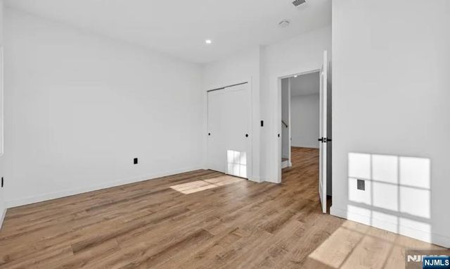 16 Valley View Drive, Rockaway Township, NJ 07866