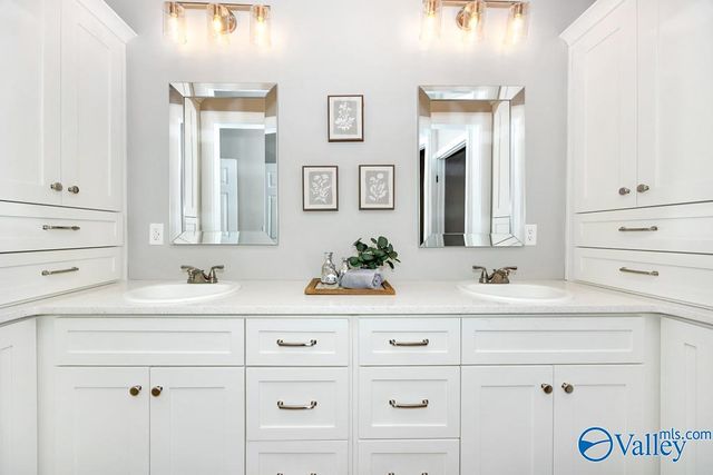 707 Mccullough Avenue, Huntsville, AL 35801