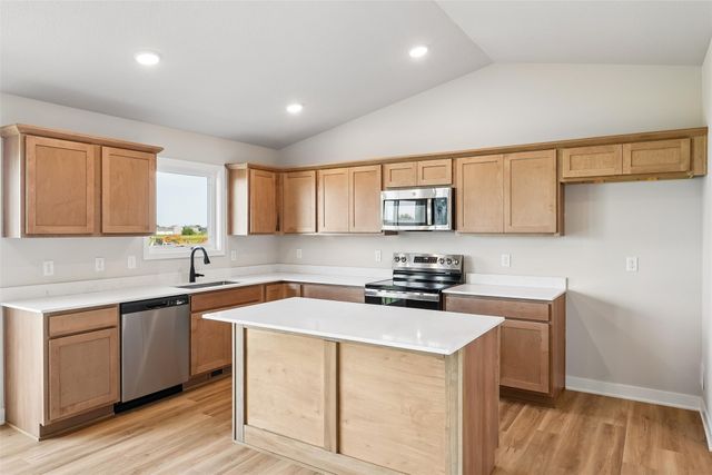 408 Colbie Blossom Lane NW, Bondurant, IA 50035
