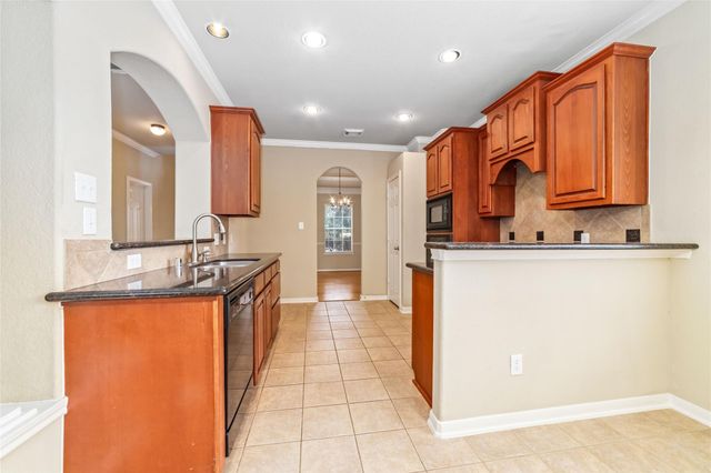 9611 Mammoth Springs Court, Houston, TX 77095