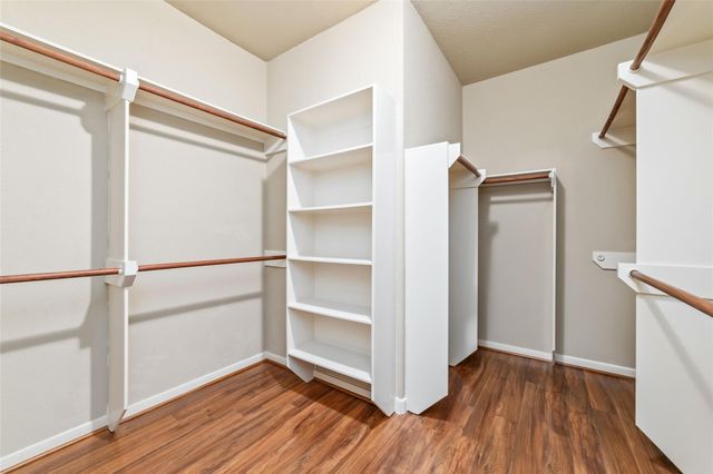 9611 Mammoth Springs Court, Houston, TX 77095