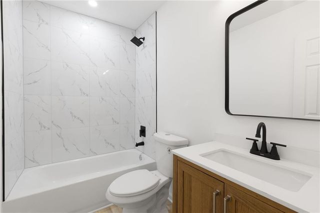 3242 Roberts Street, Kansas City, MO 64124