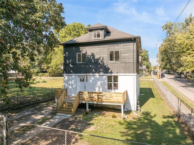 3242 Roberts Street, Kansas City, MO 64124