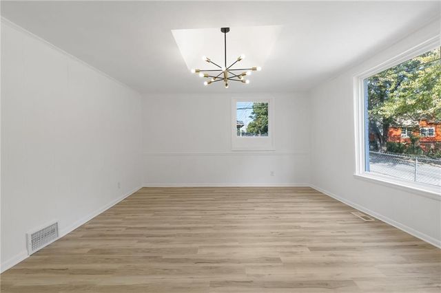 3242 Roberts Street, Kansas City, MO 64124