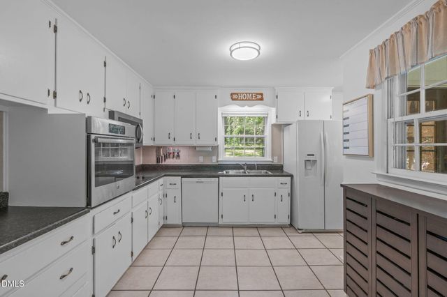 4405 Greenbrier Road, Raleigh, NC 27603