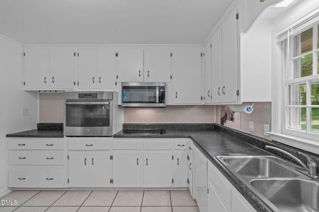 4405 Greenbrier Road, Raleigh, NC 27603