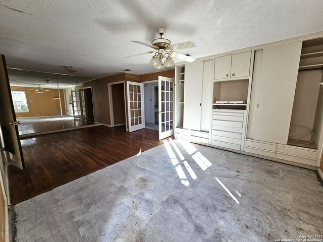 622 Sacramento, San Antonio, TX 78212