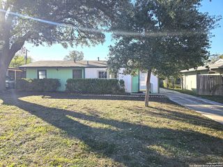 622 Sacramento, San Antonio, TX 78212