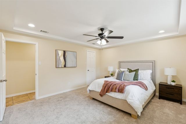 133 N Crestwood Boulevard, Desoto, TX 75115