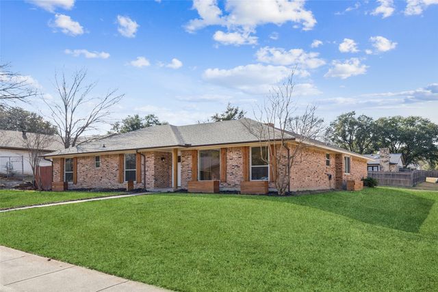 133 N Crestwood Boulevard, Desoto, TX 75115