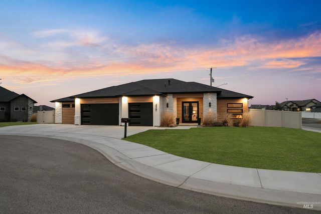 429 Meadowview Ln. N, Twin Falls, ID 83301