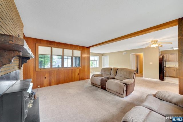 42 Heatherhill Road, Cresskill, NJ 07626