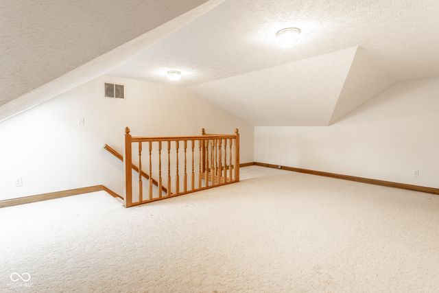 7025 Hunters Ridge Drive, Plainfield, IN 46168