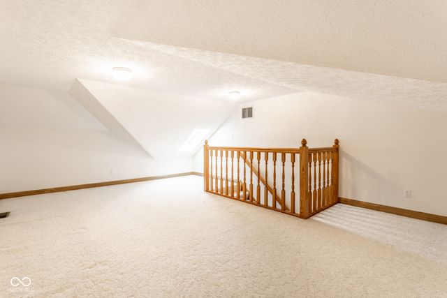 7025 Hunters Ridge Drive, Plainfield, IN 46168