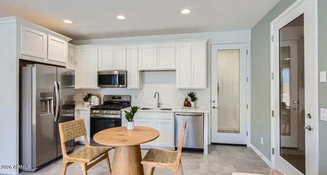 2118 W Rutledge Avenue, Apache Junction, AZ 85120