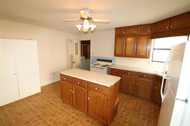 431 W Collins Street, Stephenville, TX 76401