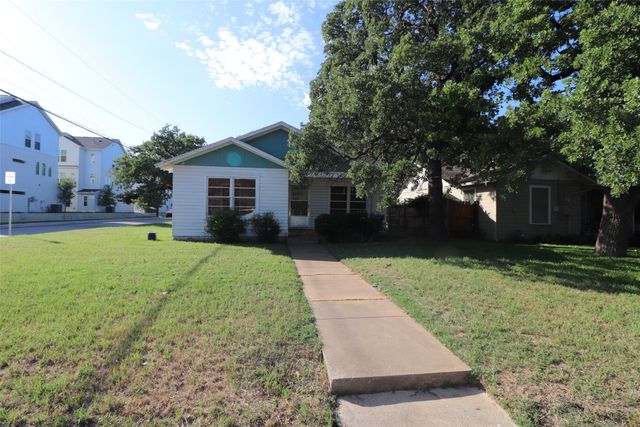 431 W Collins Street, Stephenville, TX 76401