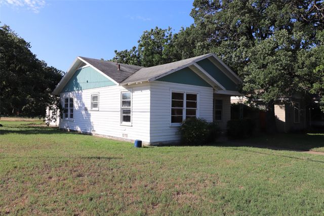 431 W Collins Street, Stephenville, TX 76401