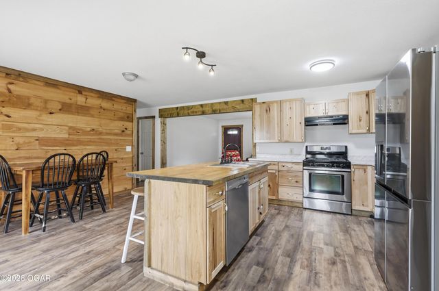 10201 W 5th Street, Butterfield, MO 65623