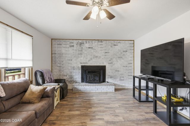 10201 W 5th Street, Butterfield, MO 65623