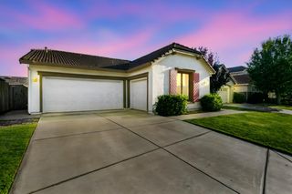 5700 Matina Dr, Elk Grove, CA 95757