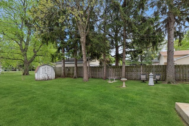 38187 N North Shore Avenue, Beach Park, IL 60087