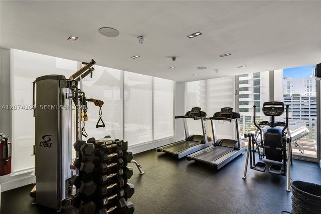 6080 Collins Ave 508, Miami Beach, FL 33140