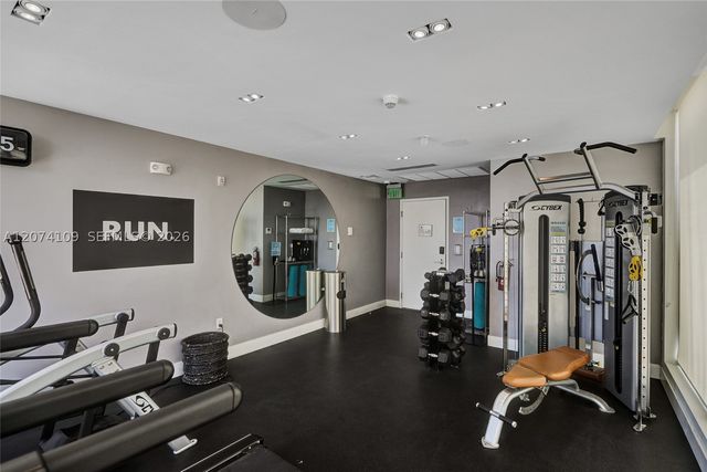 6080 Collins Ave 508, Miami Beach, FL 33140