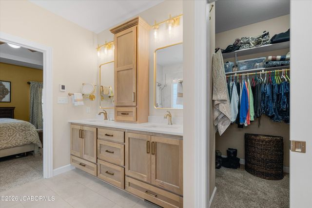 221 MADELINES PARK CIRCLE, Jefferson City, MO 65109