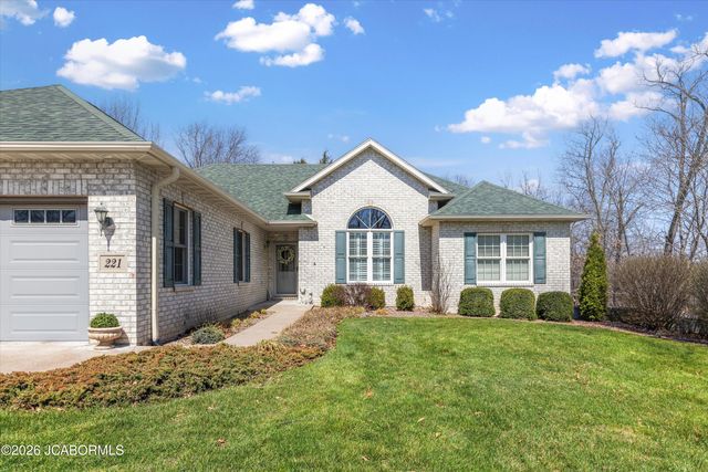 221 MADELINES PARK CIRCLE, Jefferson City, MO 65109