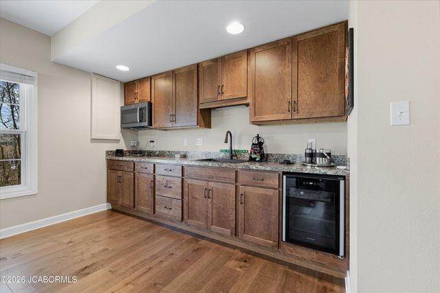 221 MADELINES PARK CIRCLE, Jefferson City, MO 65109