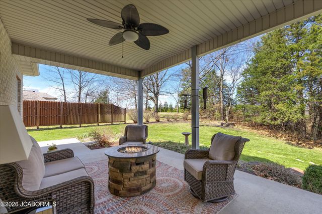 221 MADELINES PARK CIRCLE, Jefferson City, MO 65109